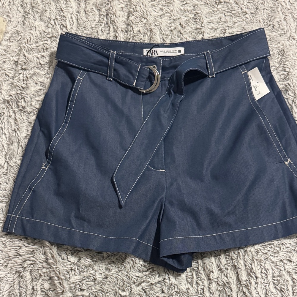 Zara Navy High-Waist Belted Shorts with D-Ring